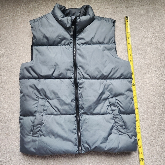 Old Navy Charcoal Grey Outerwear Vest Youth Size Large (10-12) - Picture 3 of 7